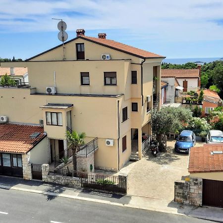 Apartments Alea Rovinj Exterior photo
