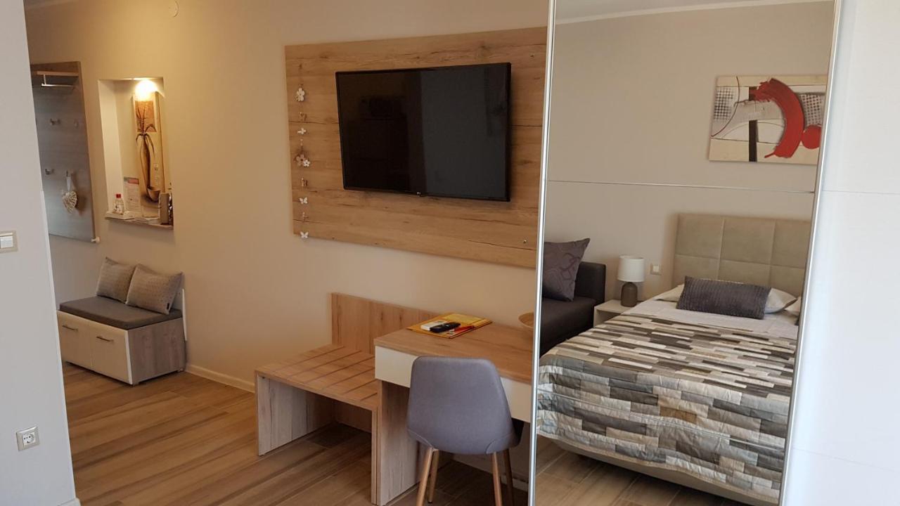 Apartments Alea Rovinj Exterior photo