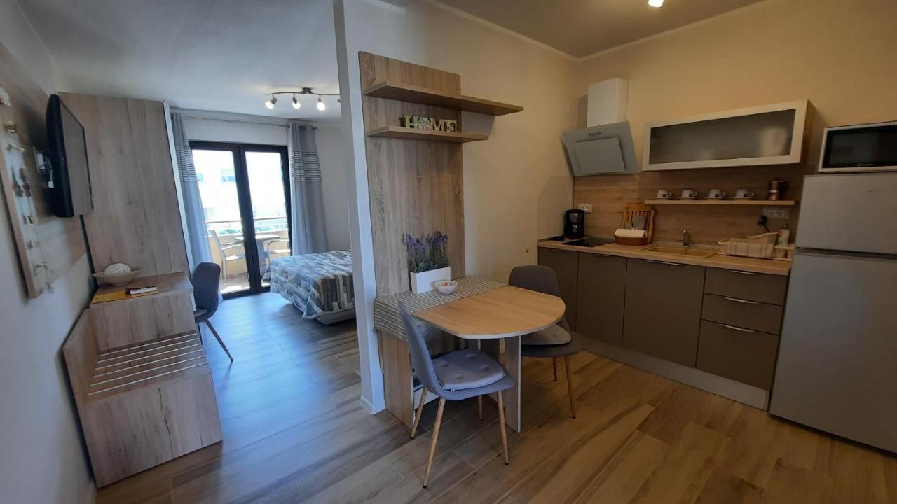 Apartments Alea Rovinj Exterior photo