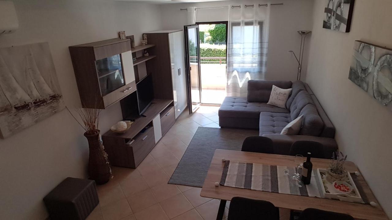 Apartments Alea Rovinj Exterior photo