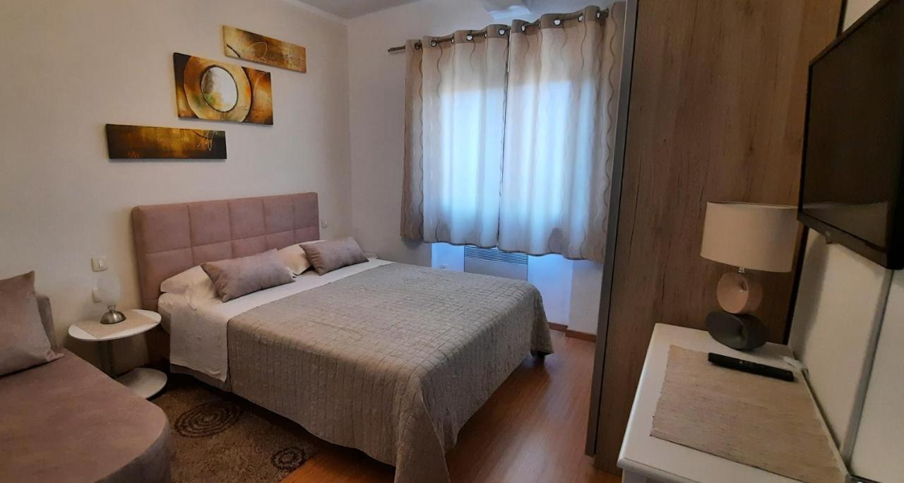 Apartments Alea Rovinj Exterior photo
